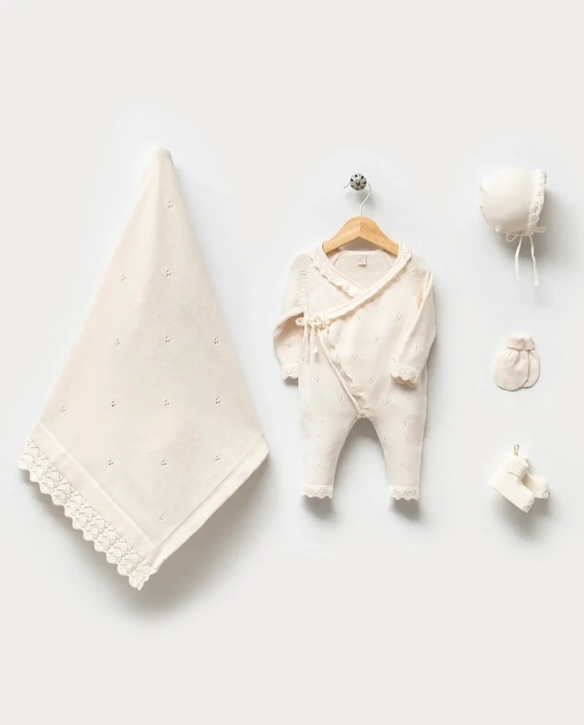 Knitted Newborn Baby Girl/Boy Coming Home Outfit