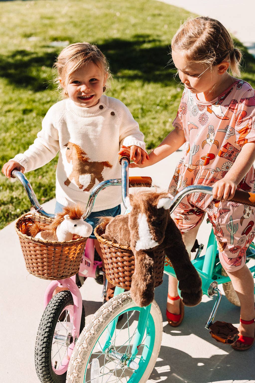 Kids Knit Horse Sweater (Cream)