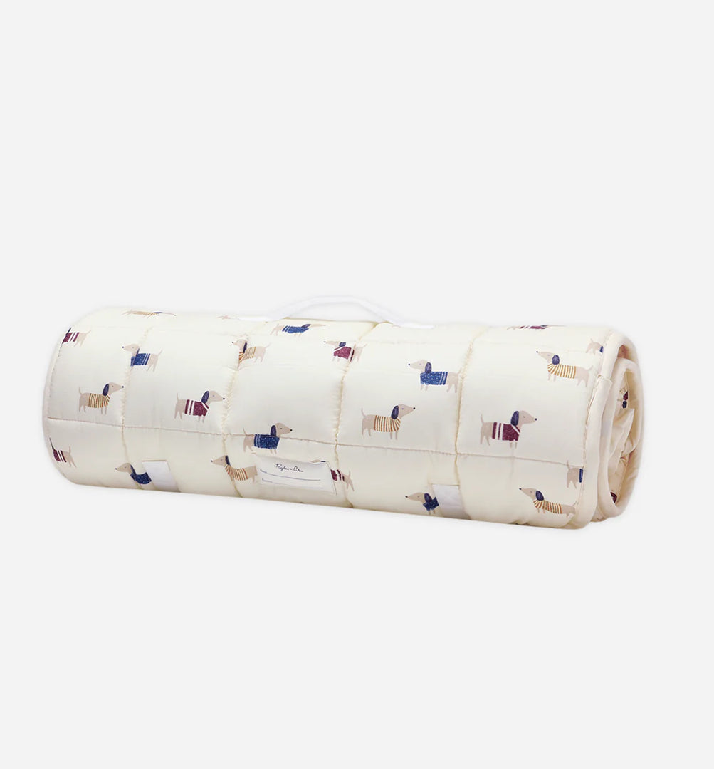 NAP MAT || DACHSHUND